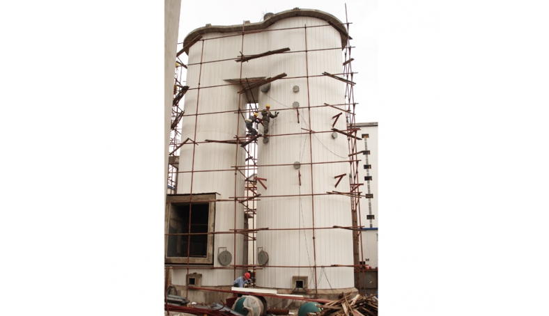 大海粮油内混凝土外钢板