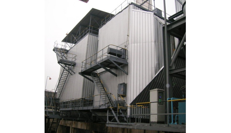 新疆沈宏热电180T电袋除尘